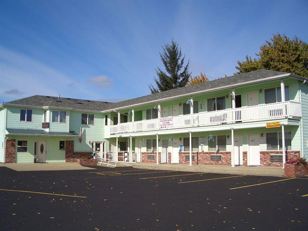 Western Motel Junction City Exterior photo
